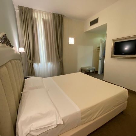 Jr Hotels Oriente Μπάρι Εξωτερικό φωτογραφία